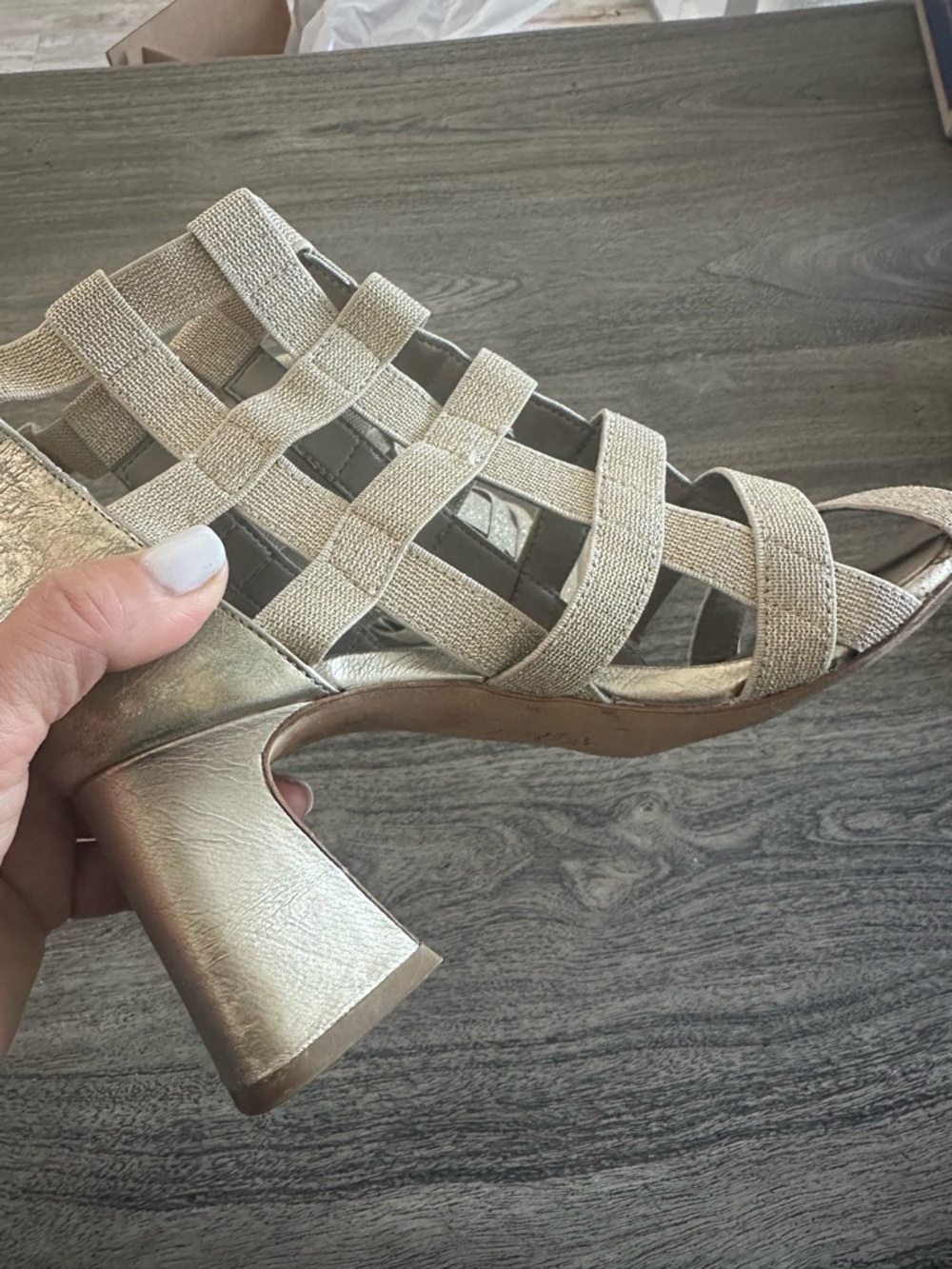 Donald J. Pliner Metallic Taupe Woven Cage Block Heel Sandals - Picture 3 of 9